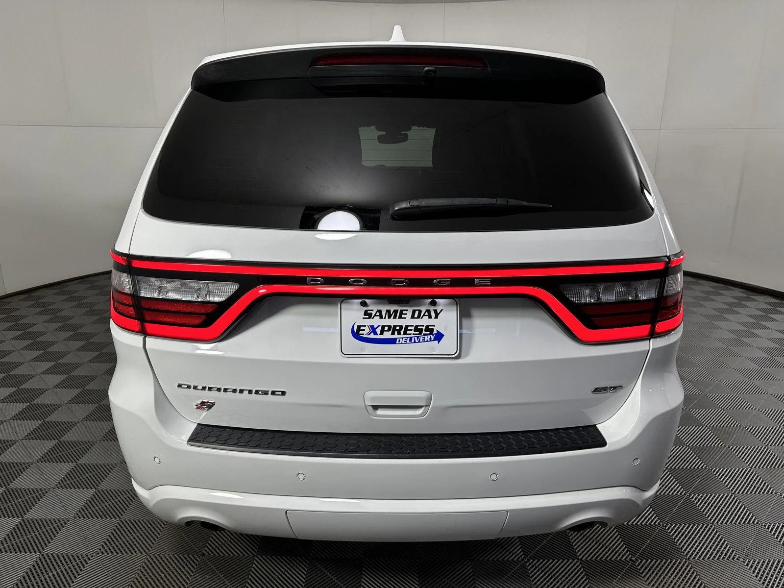 Used 2022 White Knuckle Clearcoat Dodge GT image 8