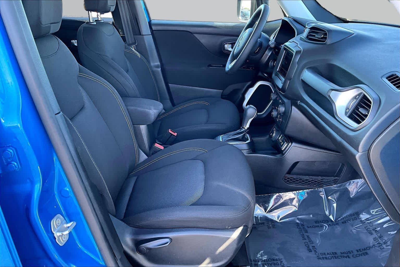 Used 2020 Brilliant Blue Metallic Clear Coat Jeep Jeepster image 8