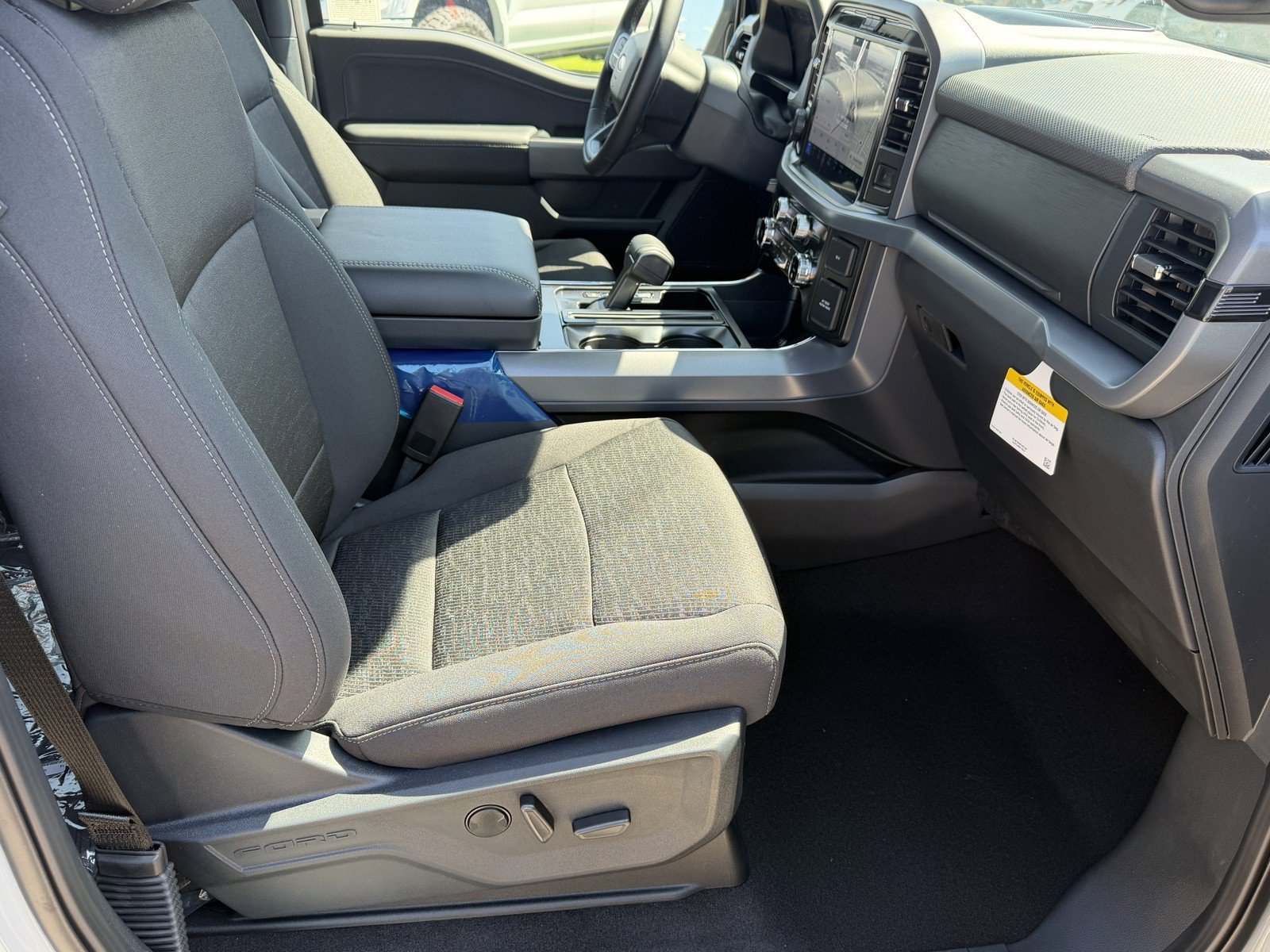 New 2026 Avalanche Ford XLT image 12