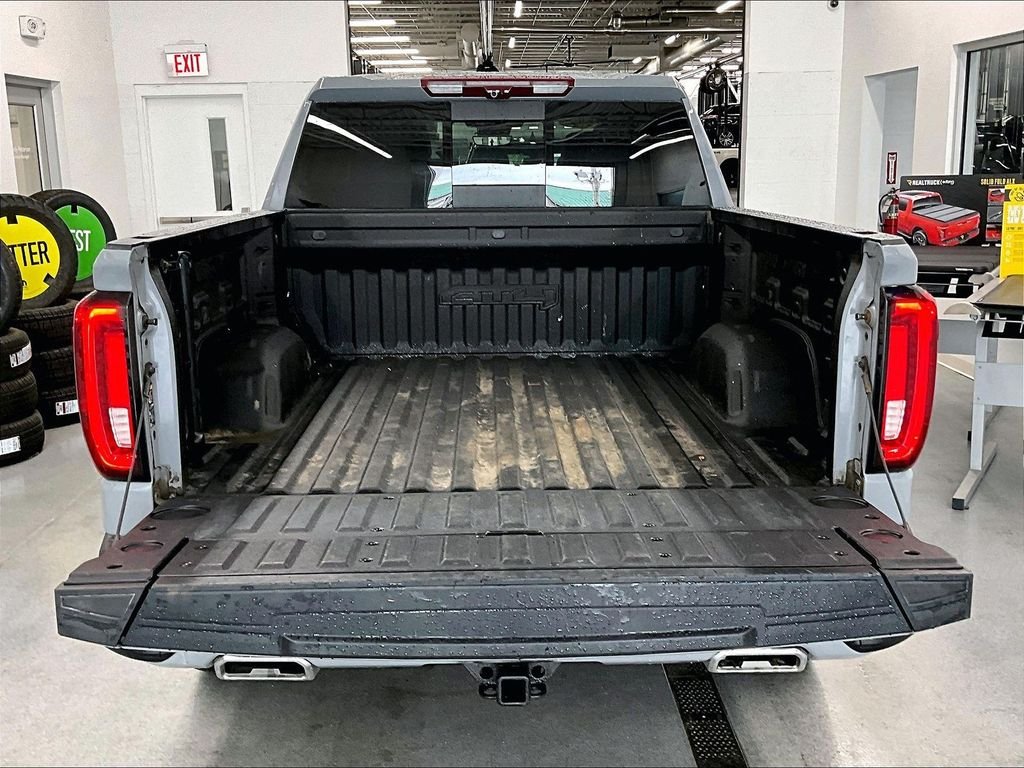 Used 2024 Gray GMC AT4 image 29