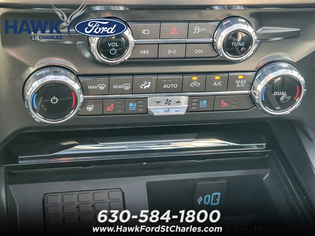 New 2026 Agate Black Metallic Ford F-350® Lariat® image 15