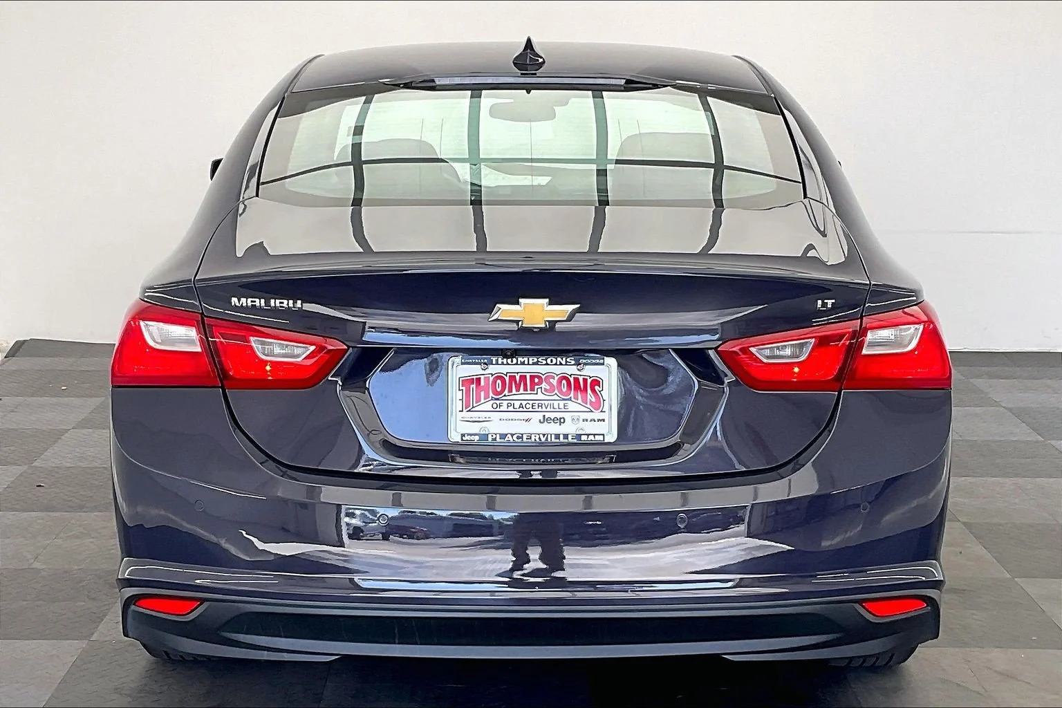 Used 2025 Night Shade Metallic Chevrolet LT image 3