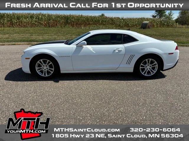 Used 2014 White Chevrolet 1LS image 5