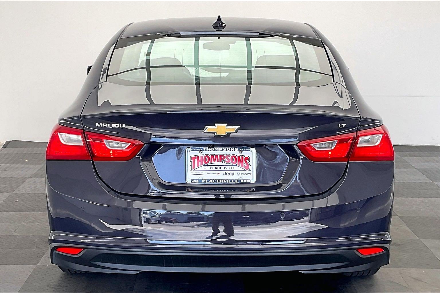 Used 2025 Night Shade Metallic Chevrolet LT image 3