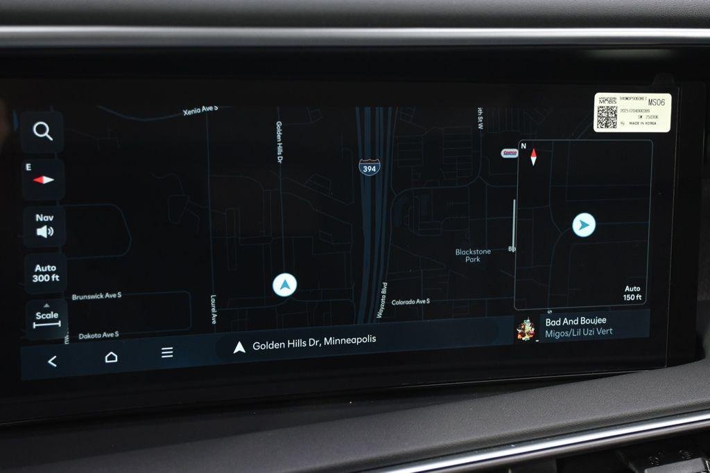 New 2026 White Pearl Hyundai SEL Premium AWD image 29