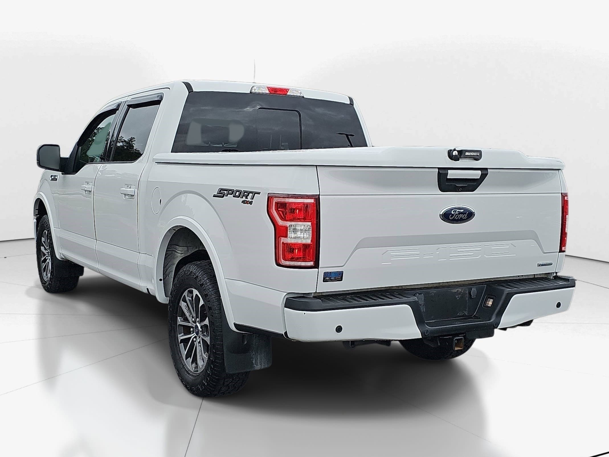 Used 2018 Oxford White Ford XLT image 5