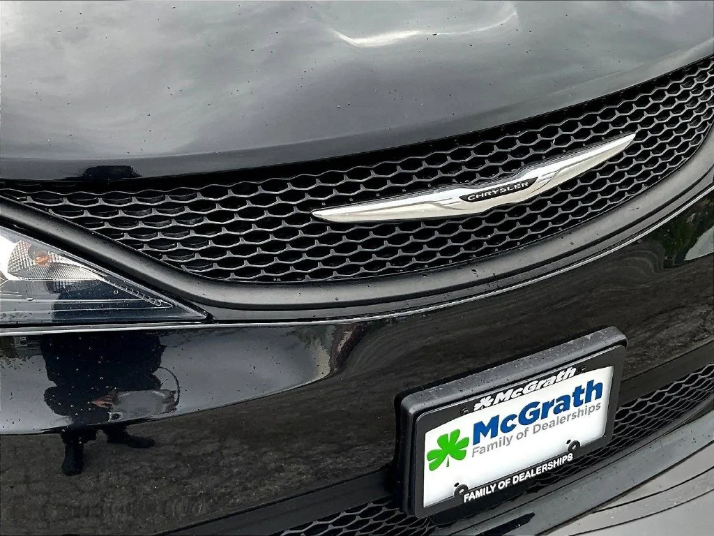 Certified Used 2023 Black Chrysler LX image 35