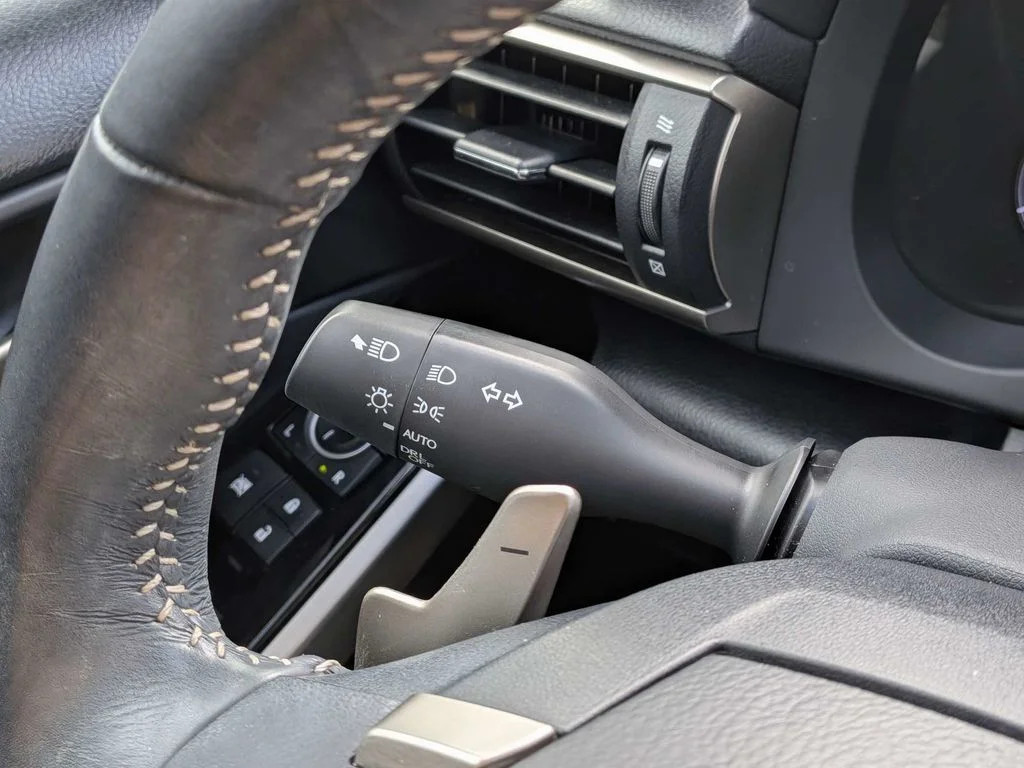 Used 2019 Silver Lexus 300 image 20