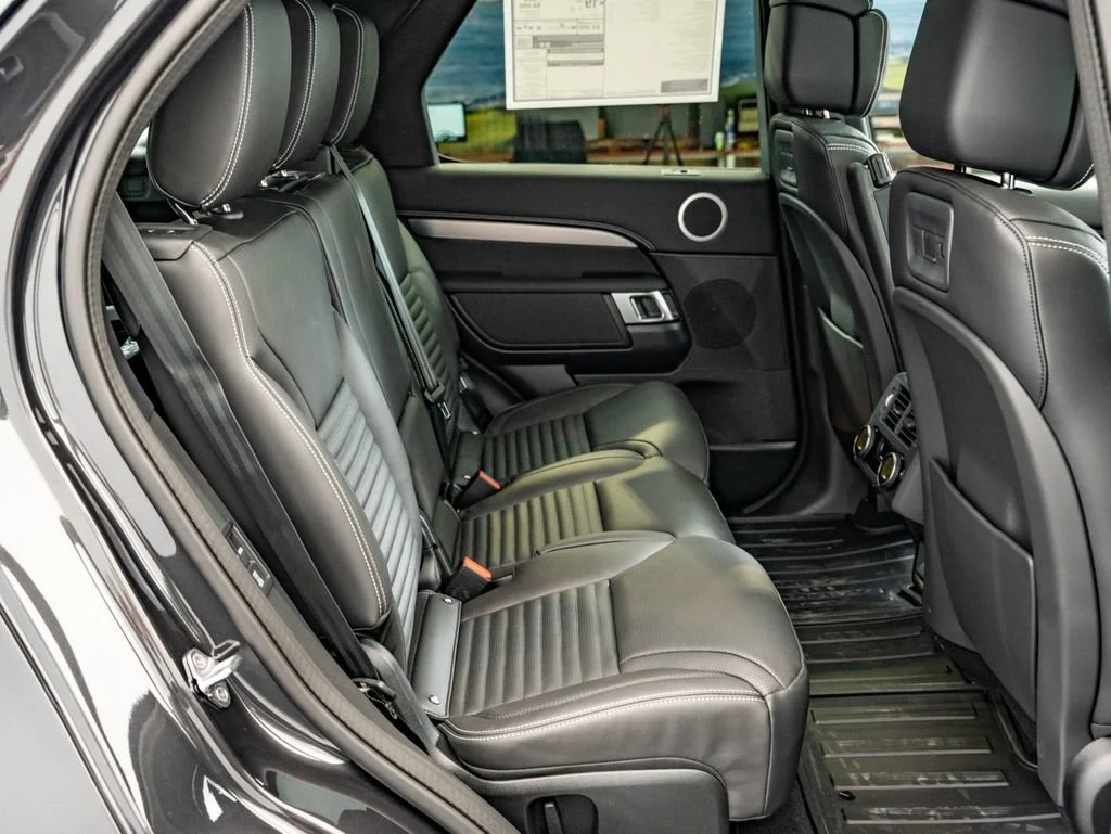 New 2026 Carpathian Gray Premium Metallic Land Rover Gemini Edition image 45