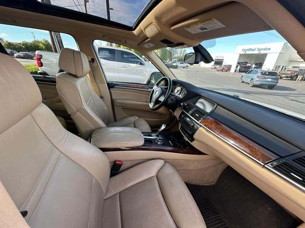 Used 2012 Alpine White BMW xDrive35d image 5