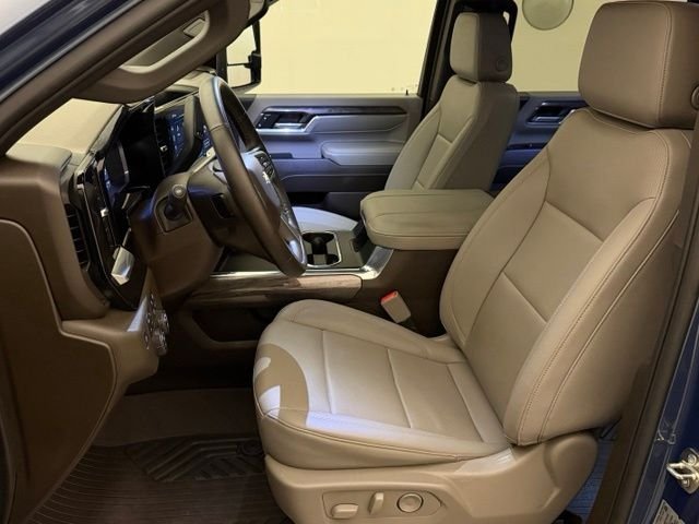Used 2024 Lakeshore Blue Metallic Chevrolet LTZ image 27