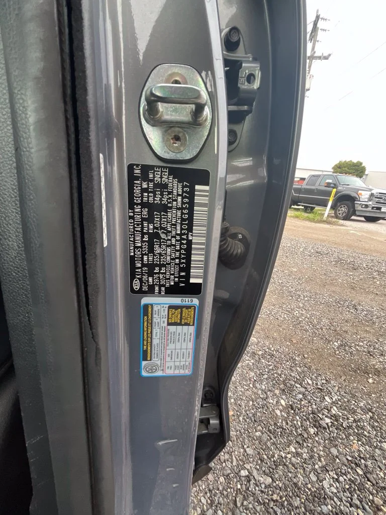 Used 2020 Silver Kia LX image 24