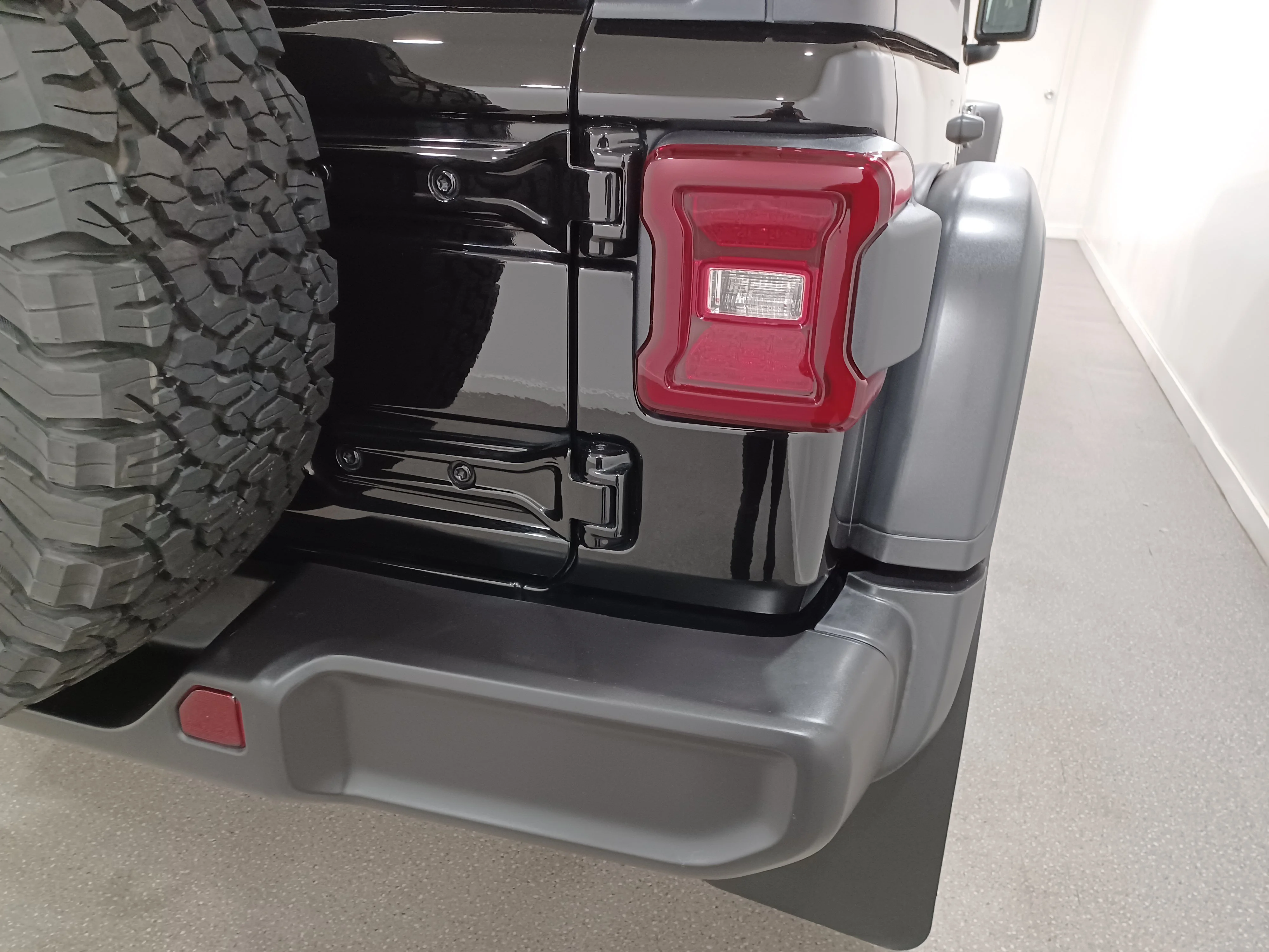 Certified Used 2023 Black Jeep Rubicon 4x4*Plug In Hybrid | Nav | Remote Start | Htd Seats | Htd Wheel | CarPlay | Park Assist image 21