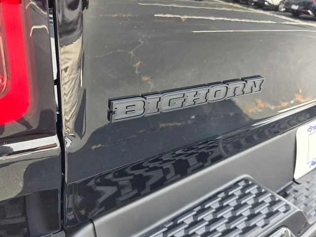 New 2026 Diamond Black Crystal Pearl-Coat Exterior Paint RAM Big Horn/Lone Star image 11