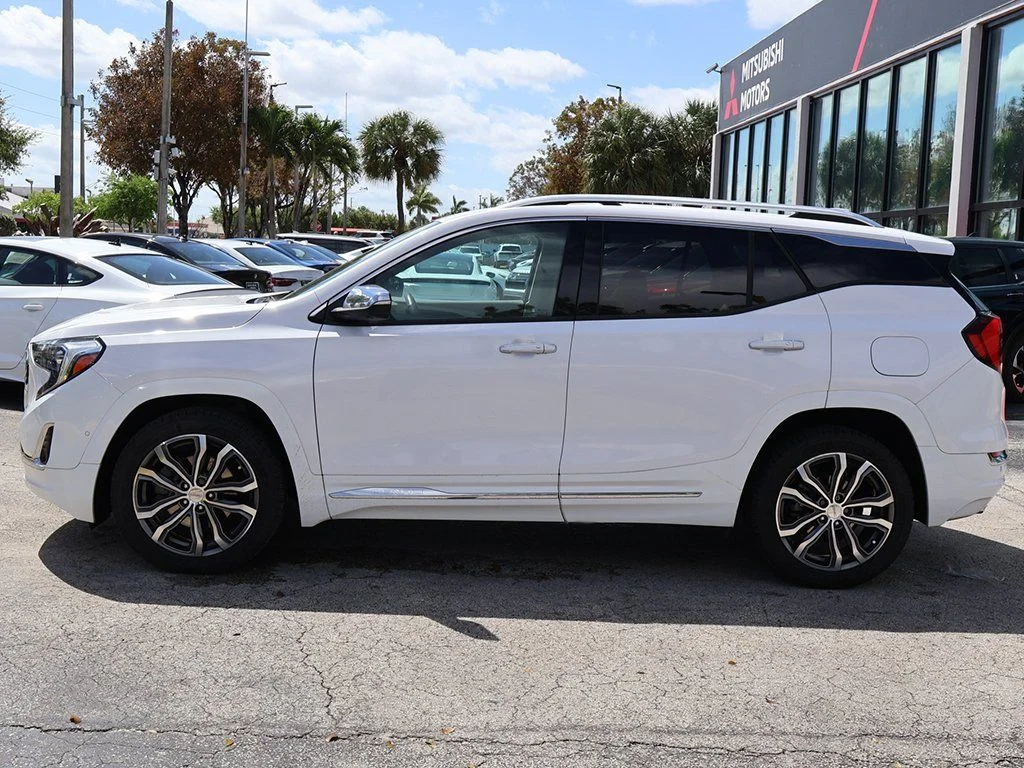 Used 2020 White GMC Denali image 18
