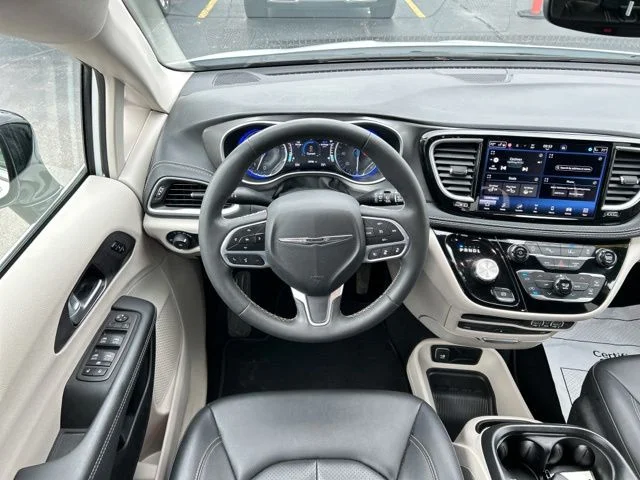 Used 2024 Bright White Clearcoat Chrysler Touring L image 26