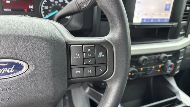 Used 2025 White Ford XLT image 24