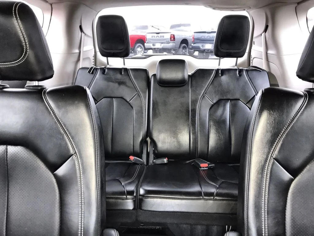 Used 2024 White Chrysler Touring L image 22