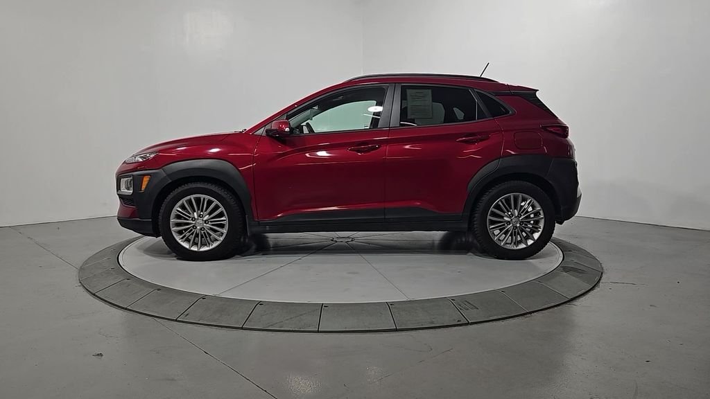 Used 2021 Red Hyundai SEL image 2