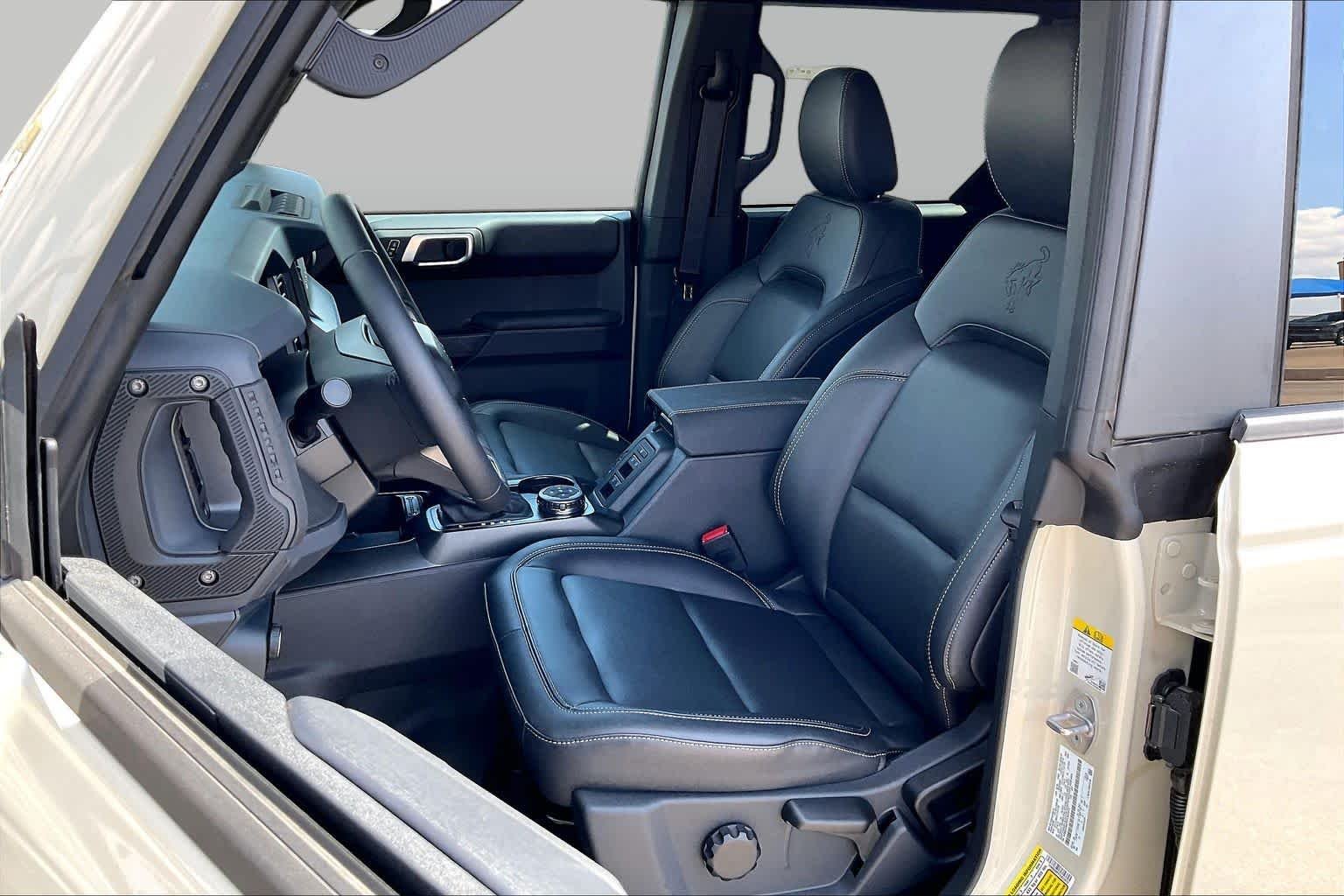 New 2026 Desert Sand Ford Badlands® image 9
