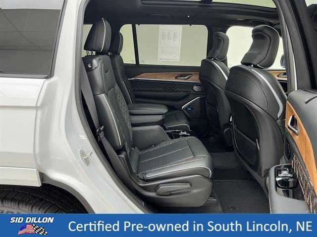 Used 2023 Bright White Clearcoat Jeep Summit Reserve image 23