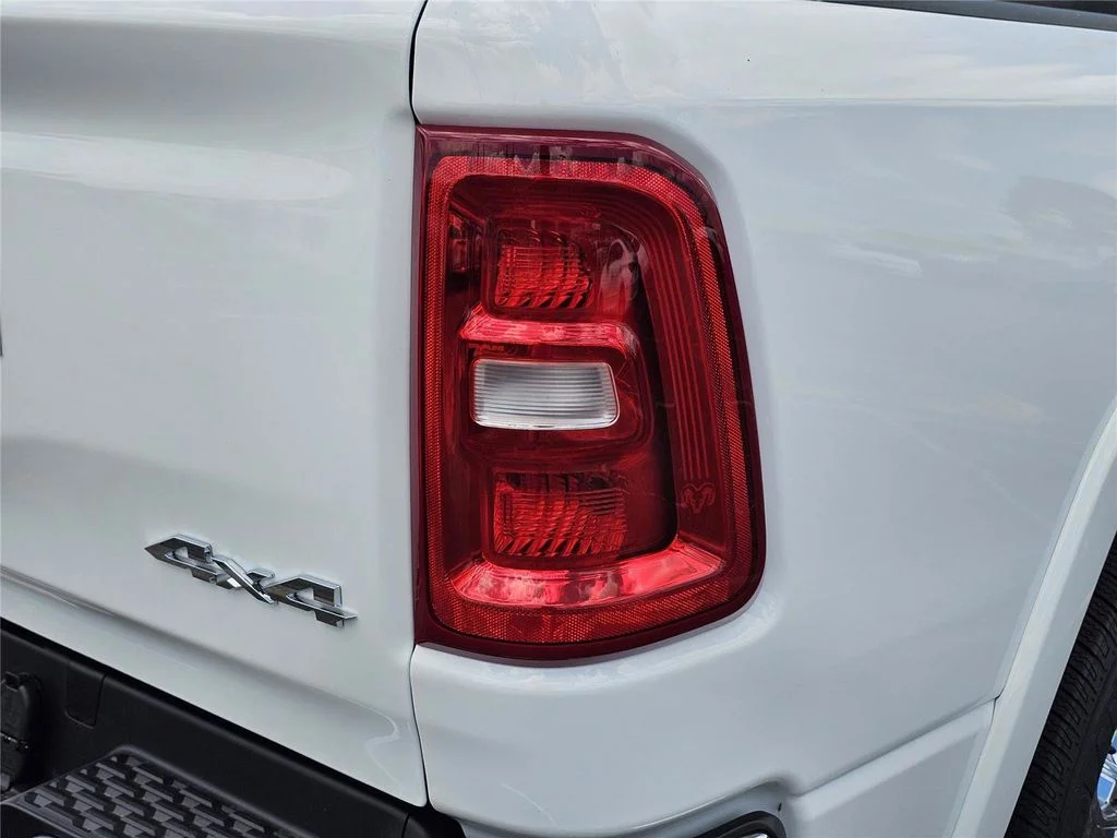 New 2026 Bright White Clear-Coat Exterior Paint RAM Big Horn/Lone Star image 10