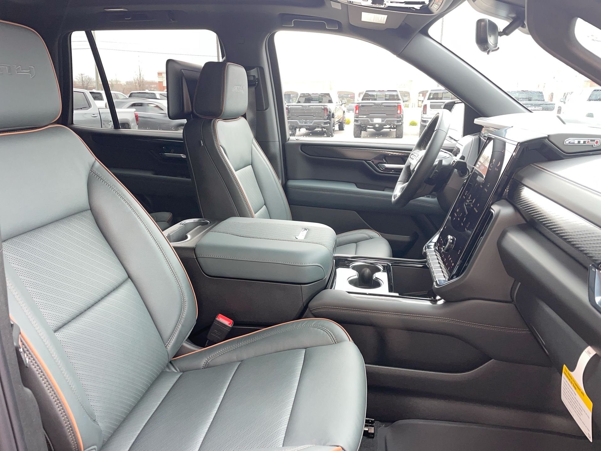 2026 GMC Yukon AT4 - Photo 95