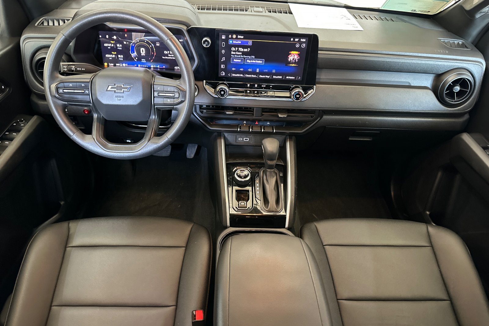 Used 2024 White Chevrolet Trail Boss image 12