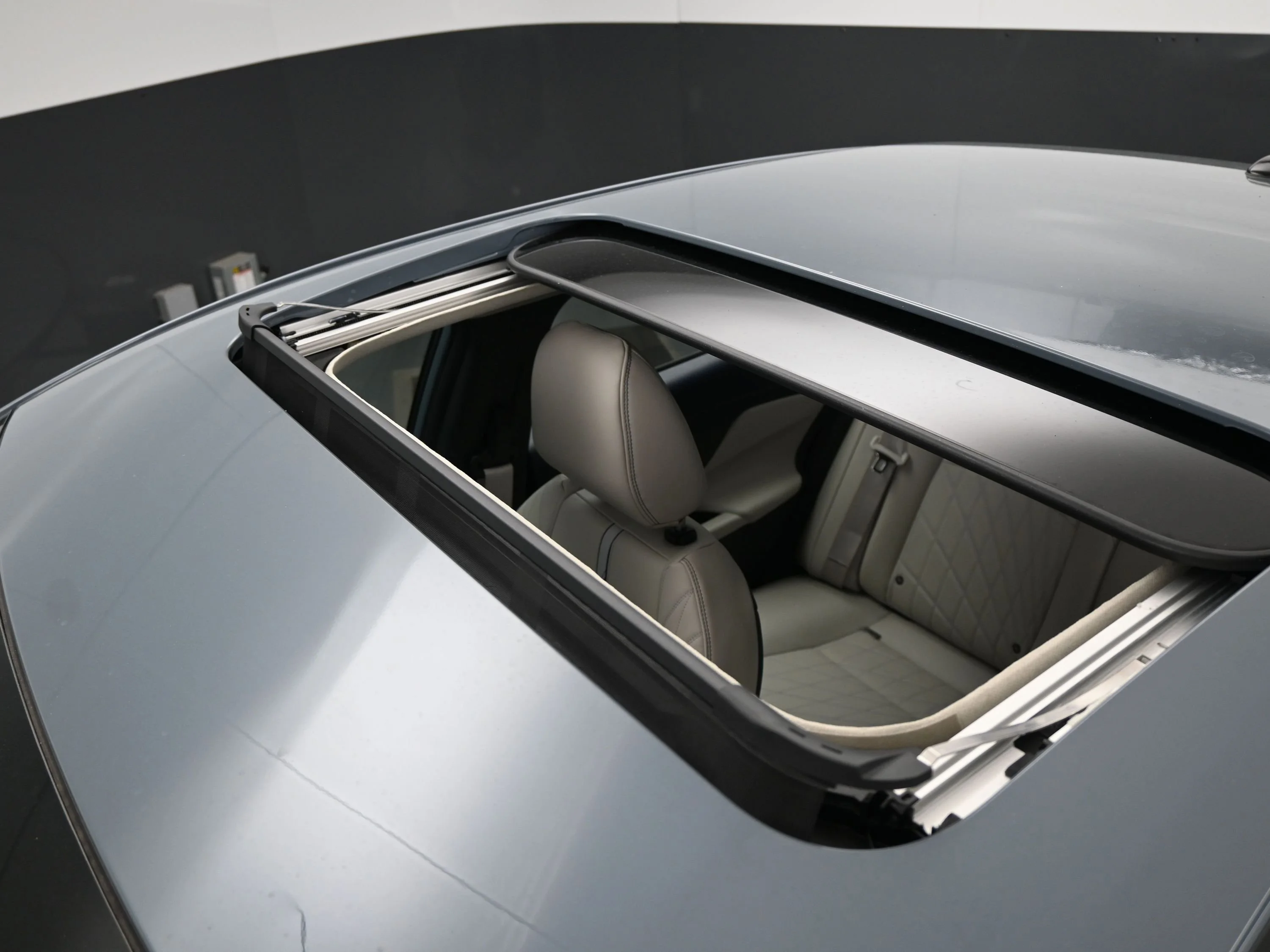 New 2026 Atlantic Gray Metallic Nissan SL image 20