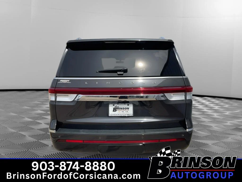Used 2024 STARLIGHT GRAY METALLIC PC Lincoln Reserve image 6