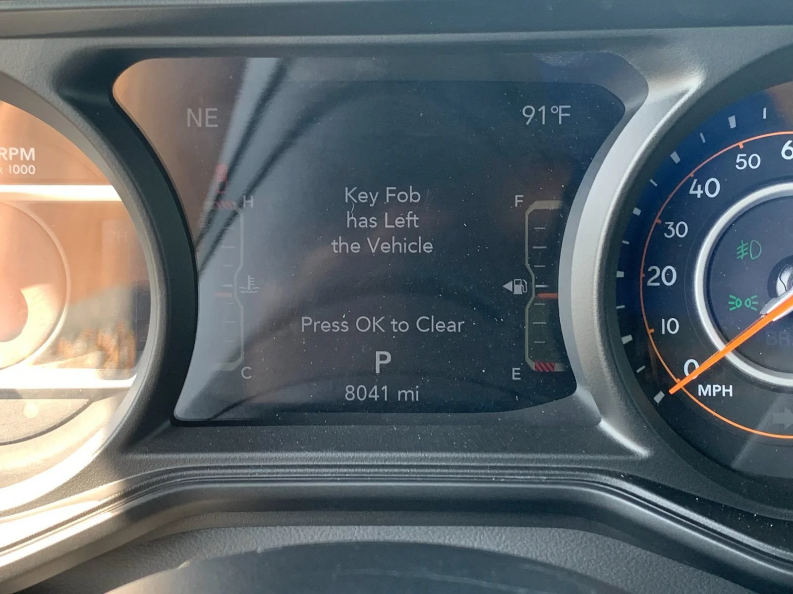 Used 2025 Green Jeep Mojave X image 29