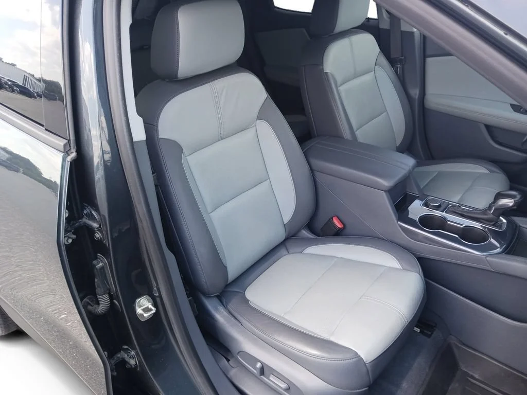 Used 2019 GRAPHITE METALLIC Chevrolet  image 28