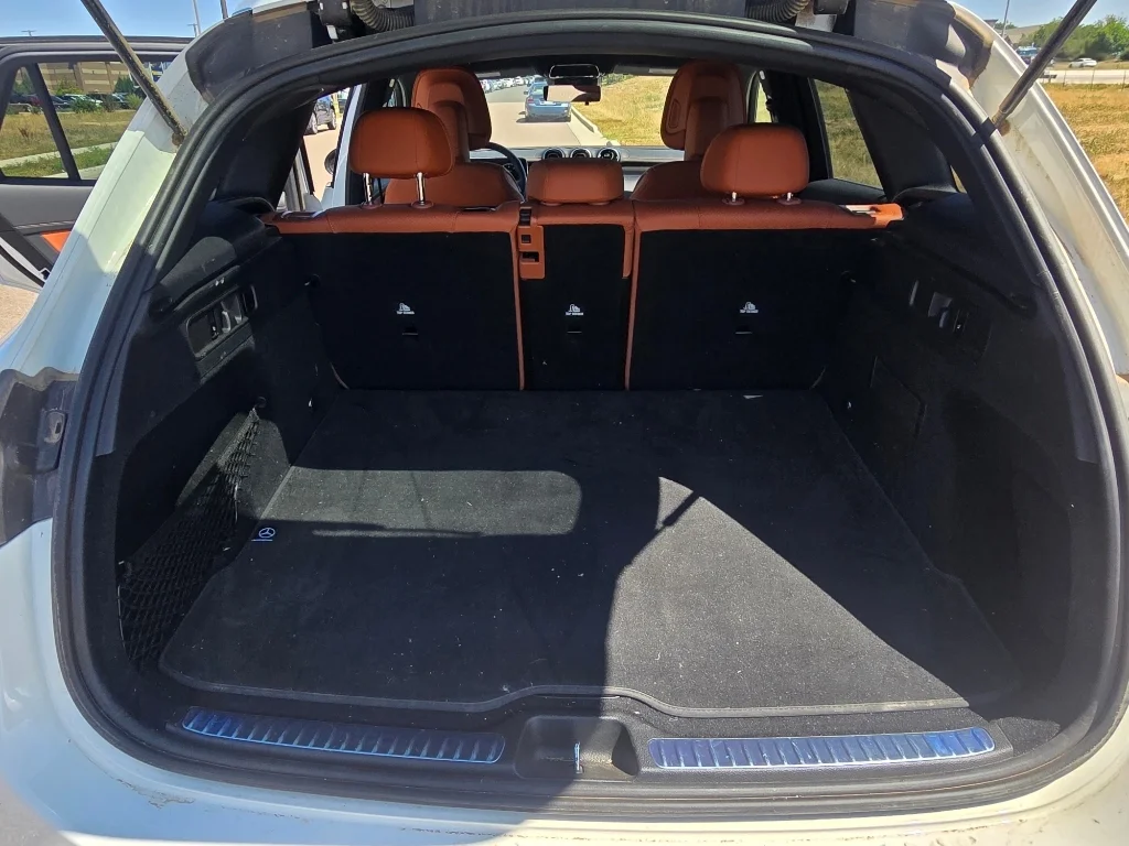 Used 2024 Polar White Mercedes-Benz 300 image 29