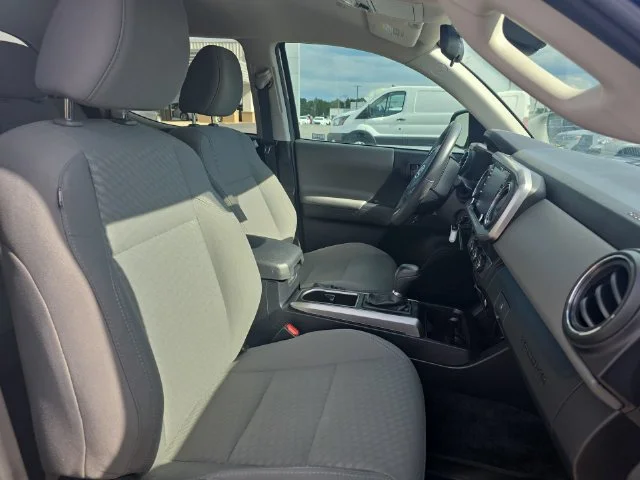 Used 2021 Gray Toyota SR5 image 11