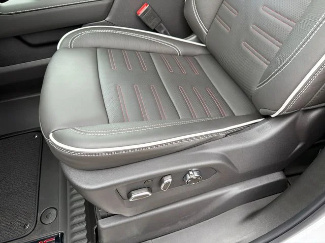 2026 GMC Sierra 1500 AT4X - Photo 21