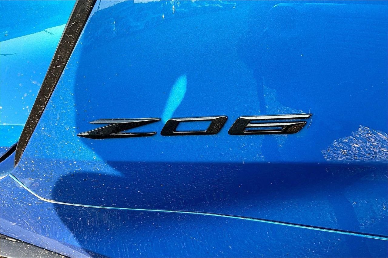 Used 2024 Riptide Blue Metallic Chevrolet RWD Convertible 3LZ image 4
