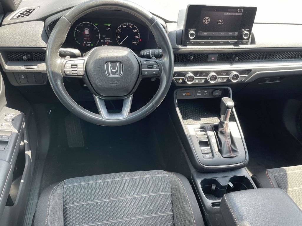 Used 2023  Honda Sport image 8