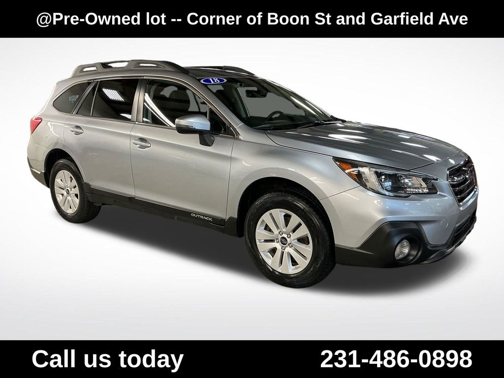 Used 2018 Silver Subaru 2.5i Premium image 7