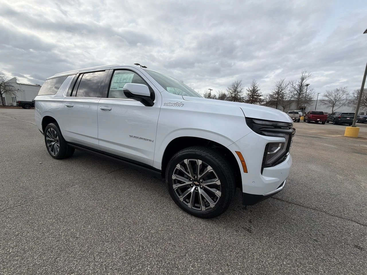 New 2026 Polar White Tricoat Chevrolet High Country image 2