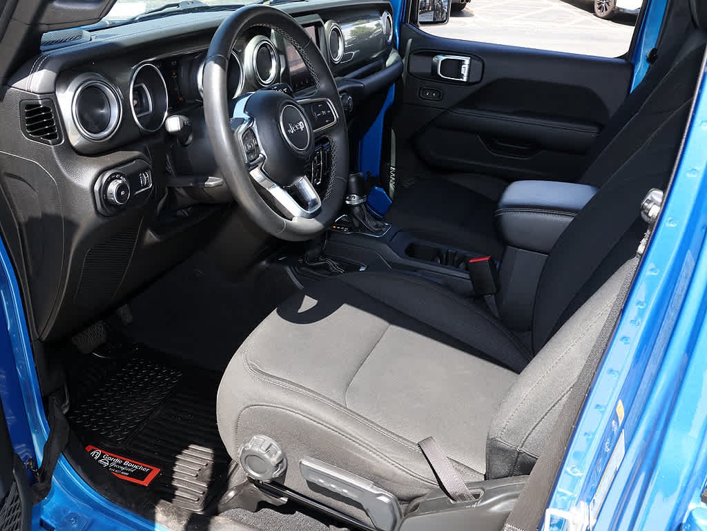 2023 Jeep Wrangler 4-Door Sahara - Photo 12