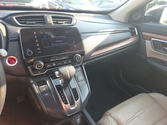 Used 2018 White Honda Touring image 6