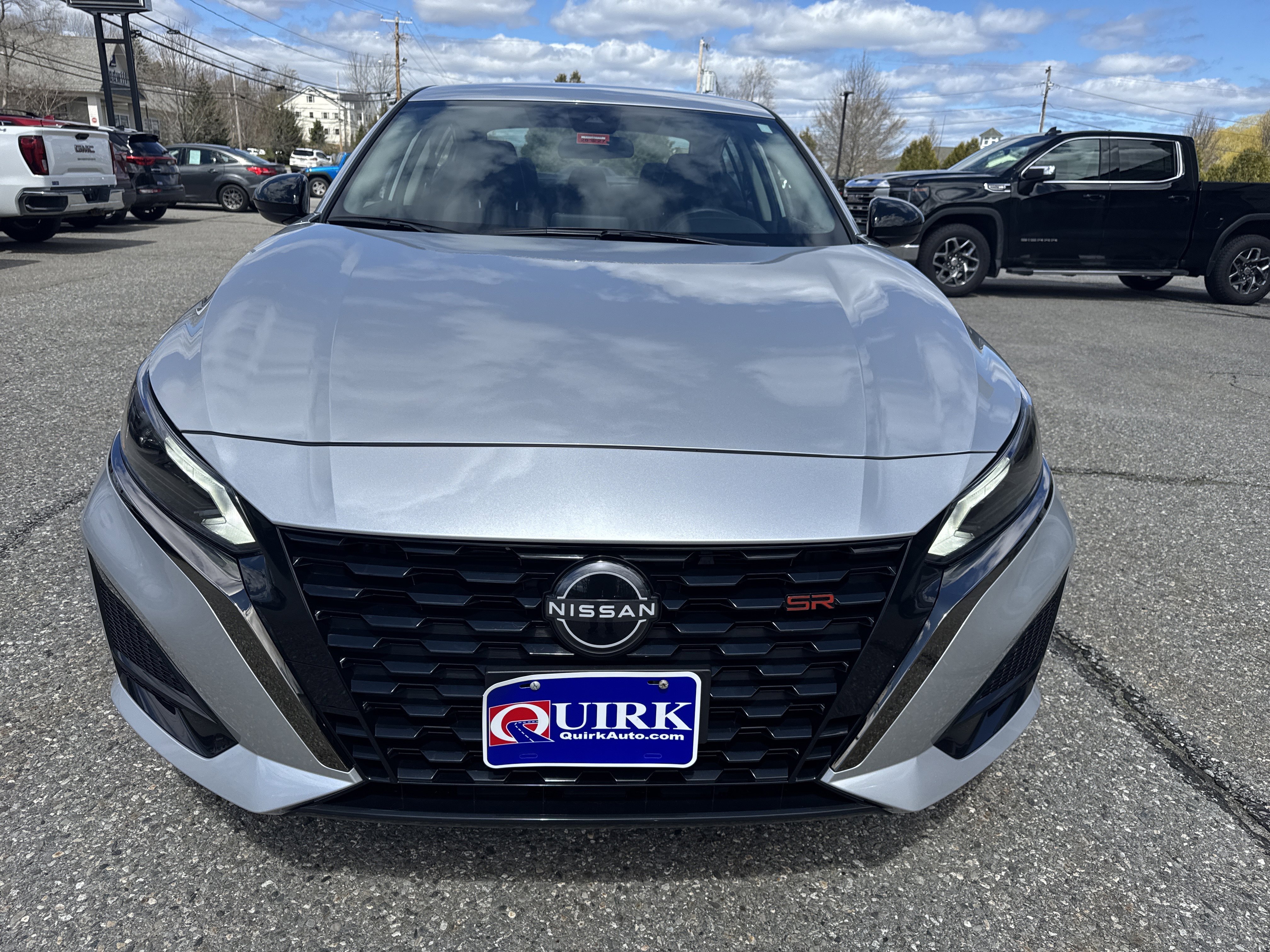 Used 2024 Brilliant Silver Metallic Nissan 2.5 SR image 2