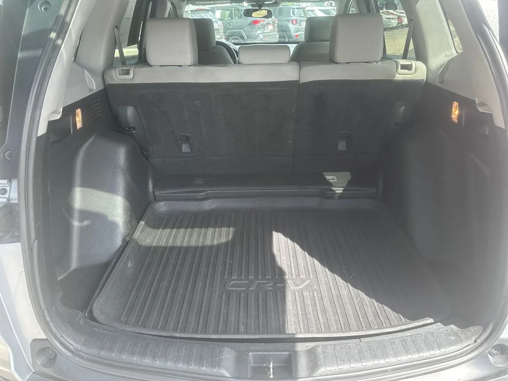 Used 2018 Silver Honda EX image 21