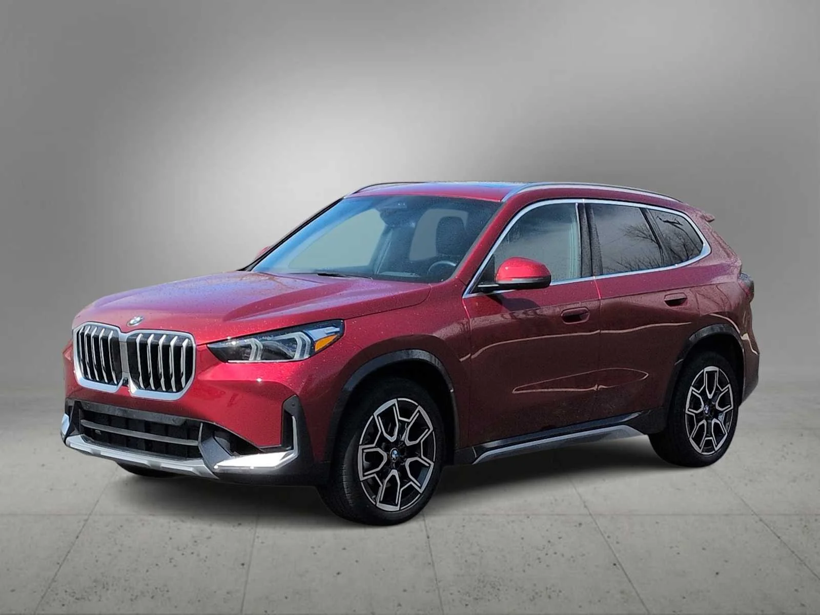 New 2026 Vegas Red Metallic BMW xDrive28i image 4