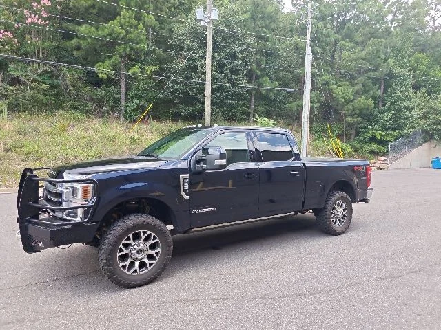 Used 2022 Blue Metallic Ford Lariat image 6