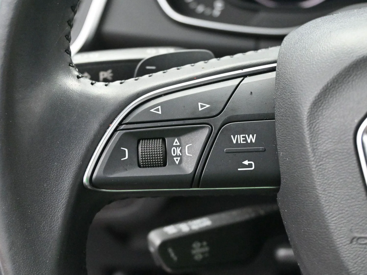 Used 2018 Moonlight Blue Metallic Audi Tech Premium Plus image 20