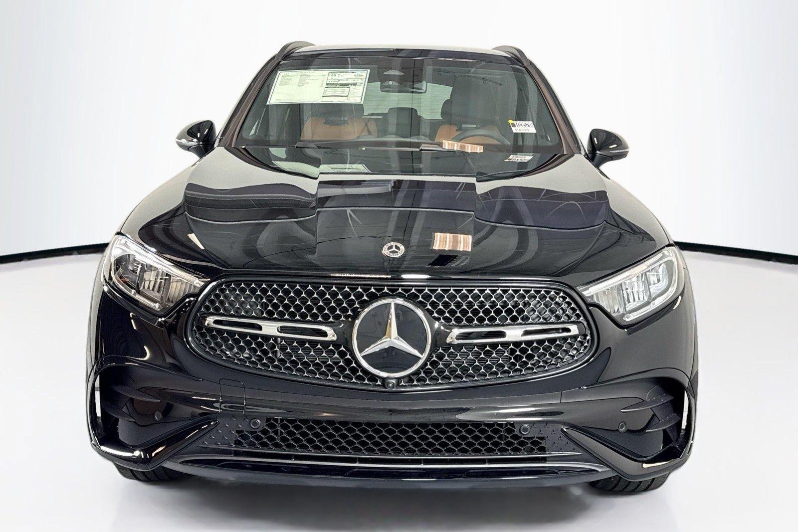 New 2026 Black Mercedes-Benz GLC 300 image 2