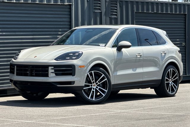 2026 Porsche Cayenne AWD