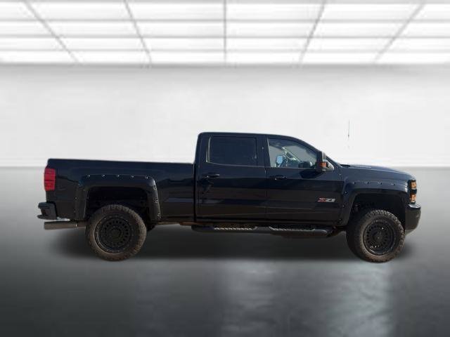 Used 2018 BLACK Chevrolet LTZ image 3