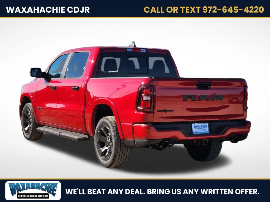 New 2027 Molten Red Pearl-Coat Exterior Paint RAM Big Horn/Lone Star image 3